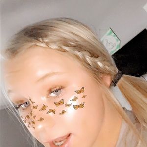 Meet your Posher, Stella